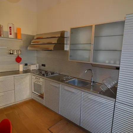 Viola Apartment, - 5 Terre 아파트 *