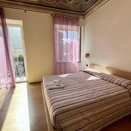 Apartment Viola Apartment, - 5 Terre Levanto