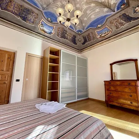 Viola Apartment, - 5 Terre Apartman